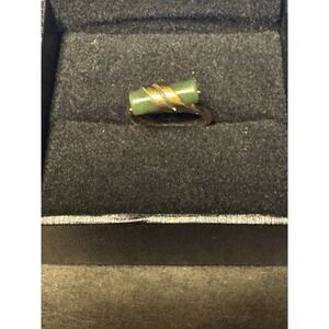 Vintage Avon Nephrite Jade Gold Tone Wrap Ladies Band Ring Size 5.75